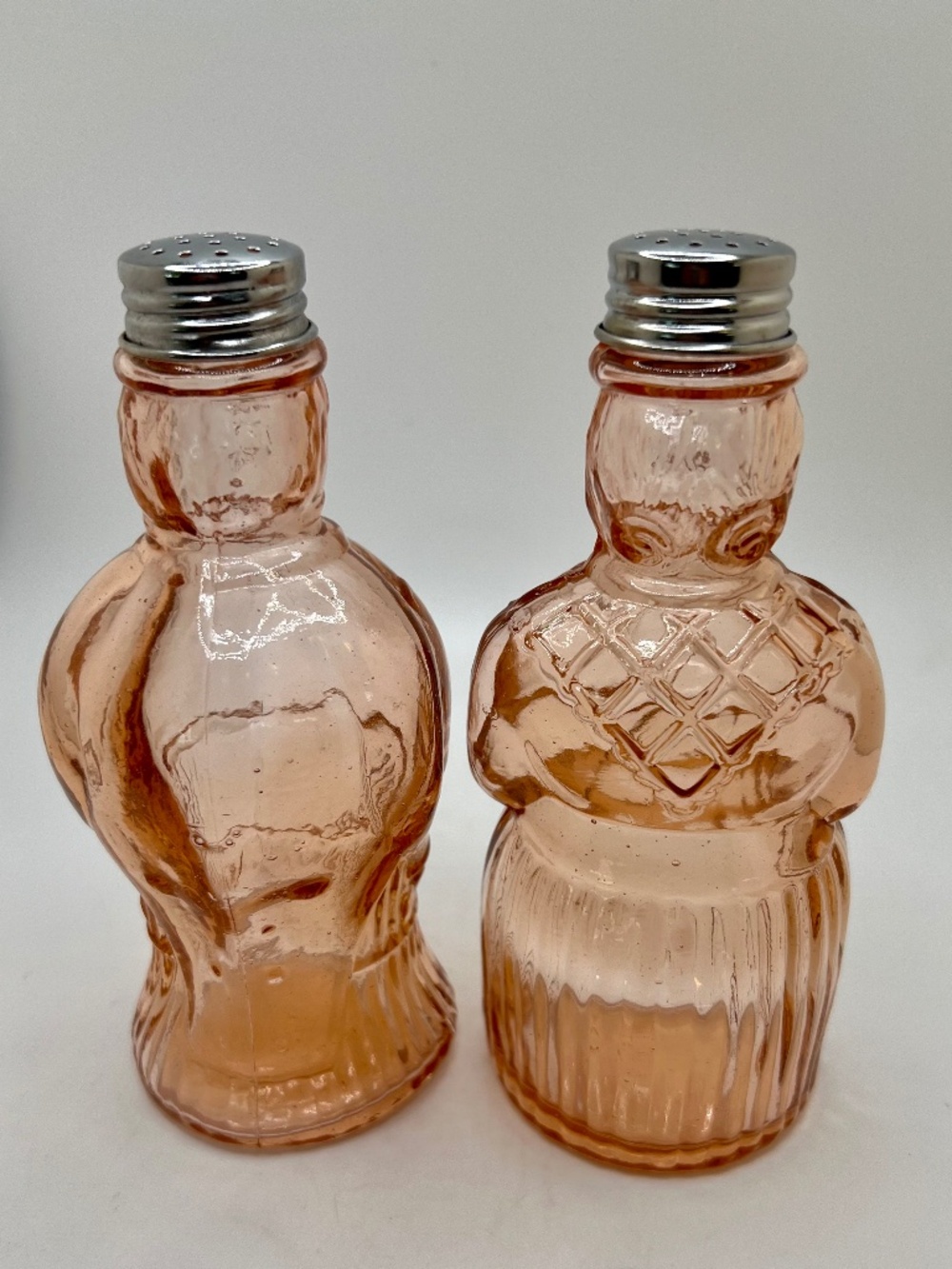 Imperial Maid & Butler Salt & Pepper Shakers - Picture 6 of 6